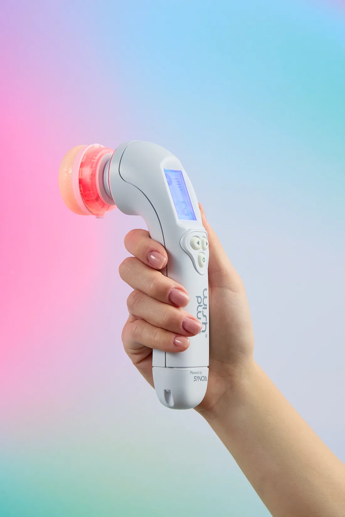 אביזר יד של WISHpro מוחזק ביד, ראש הטכנולוגיה שלו דולק